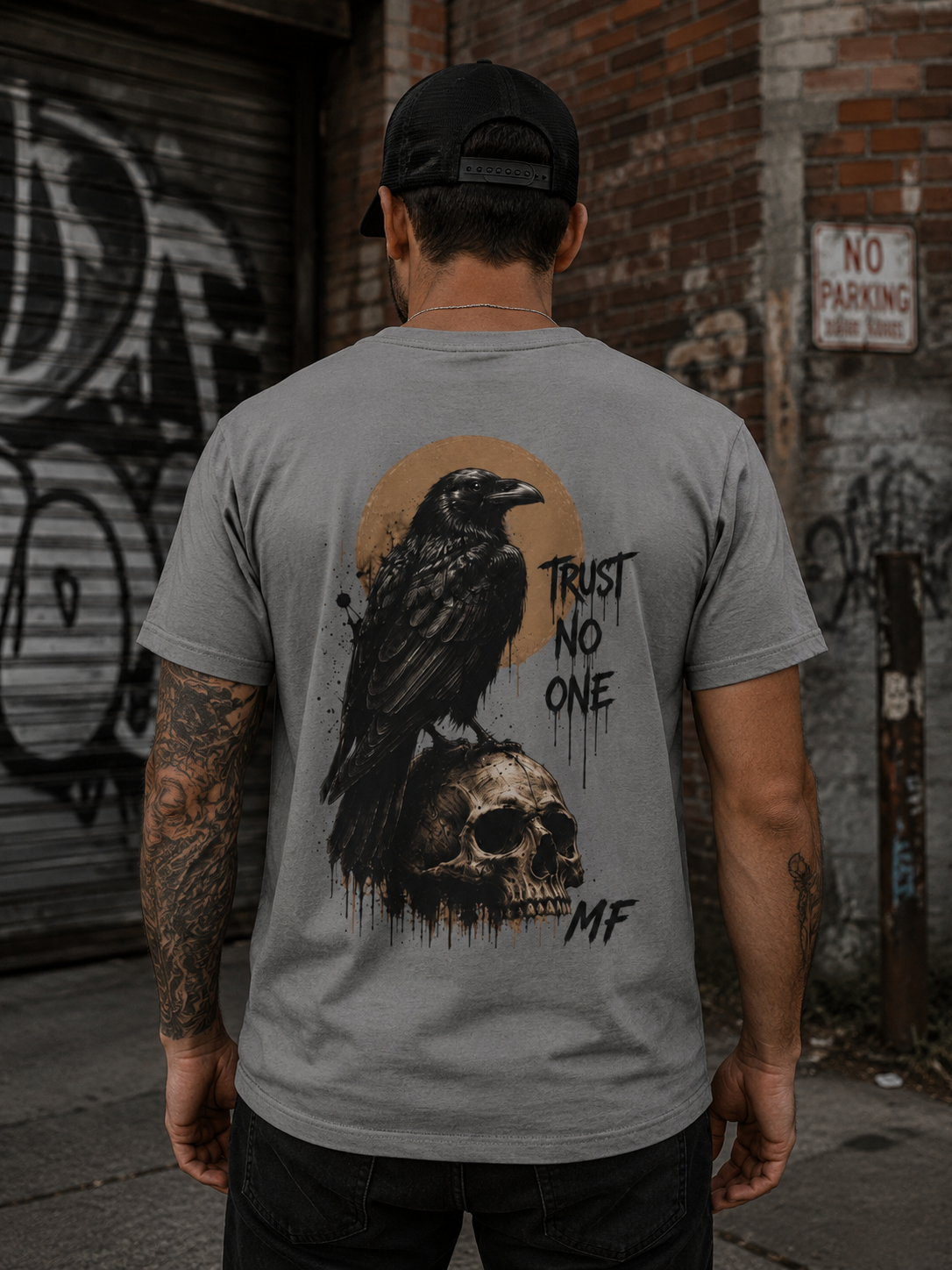 T-shirt crâne de corbeau « Trust No One » | T-shirt graphique streetwear gothique | T-shirt corbeau sombre
