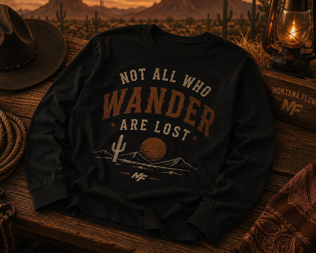 T-shirt à manches longues « Not All Who Wander Are Lost » | T-shirt graphique coucher de soleil dans le désert de l'Ouest